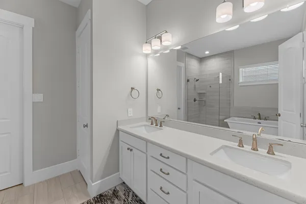 $3,300 | 11 Thorpe Lane, Spring, TX 77389