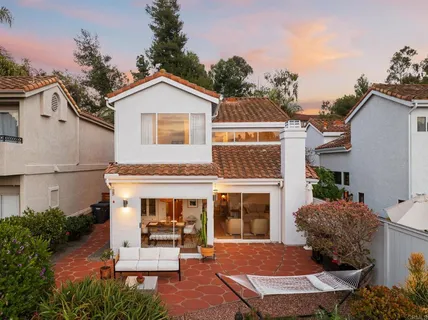 $1,015,000 | 1575 Golfcrest Place, Vista, CA 92081