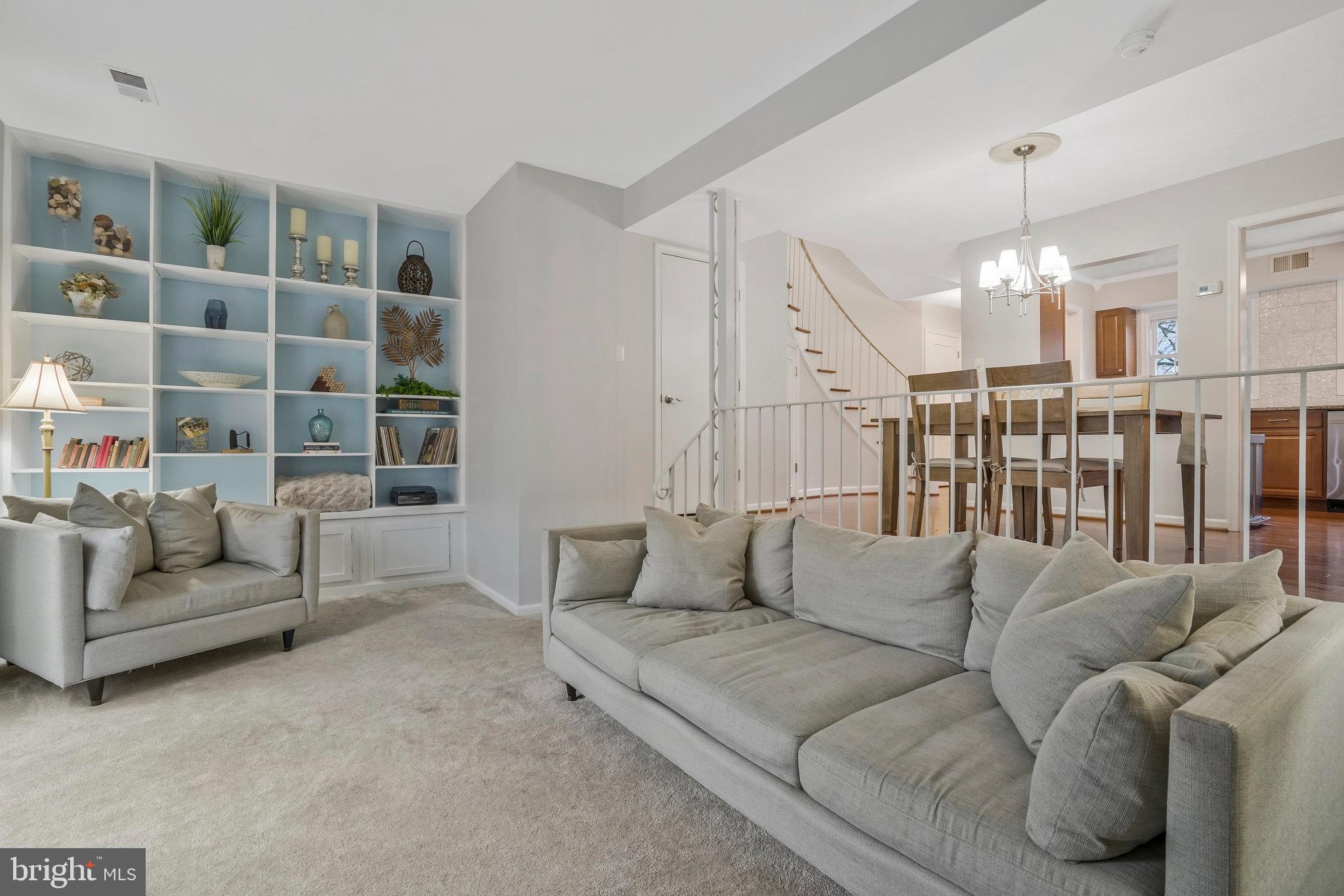 8202 Tory Road, Unit 135 Springfield, VA 22152 - Photo 17 of 63 Spacious Den Area