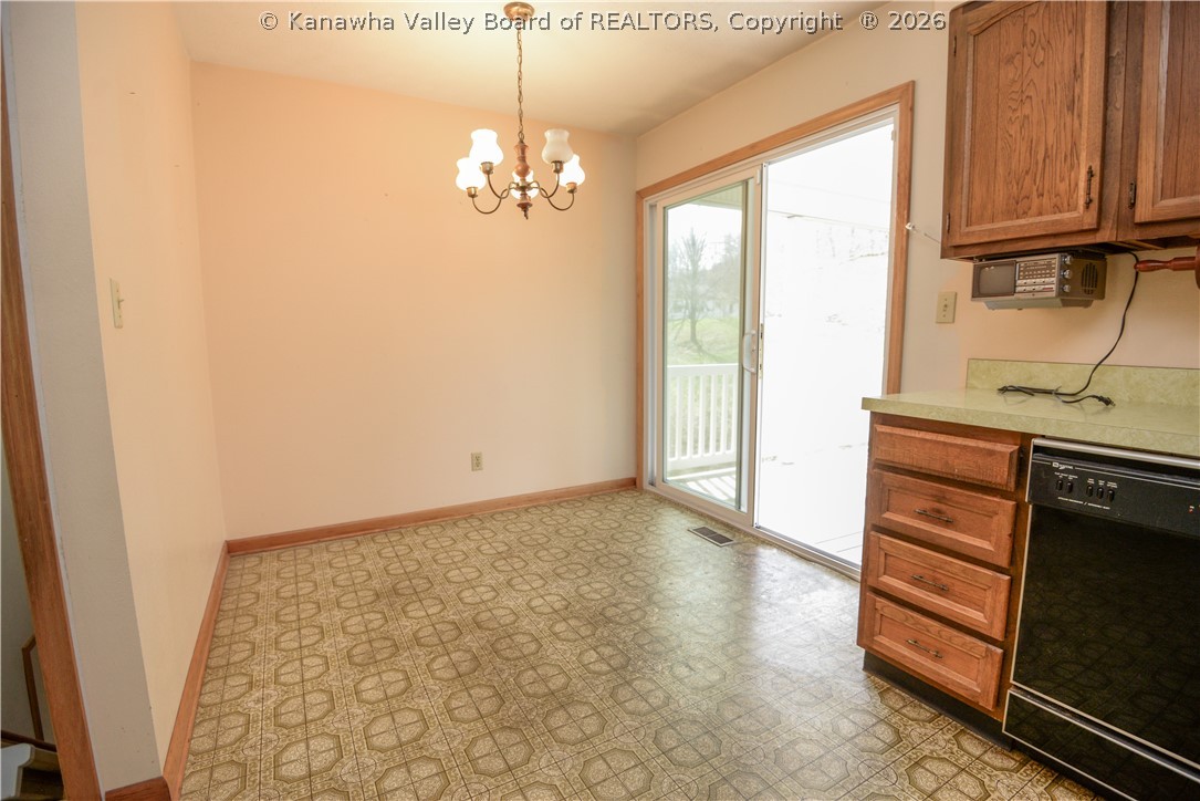 8917 Coal River Road St. Albans, WV 25177 - Photo 36 of 45 Gallery Image 36