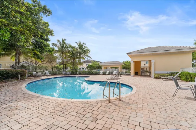 $538,000 | 7702 Paddock Place, Unit 7702, Davie, FL 33328