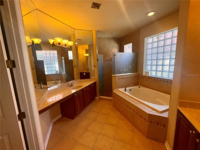 $3,900 | 8950 Tuscan Valley Place, Orlando, FL 32825