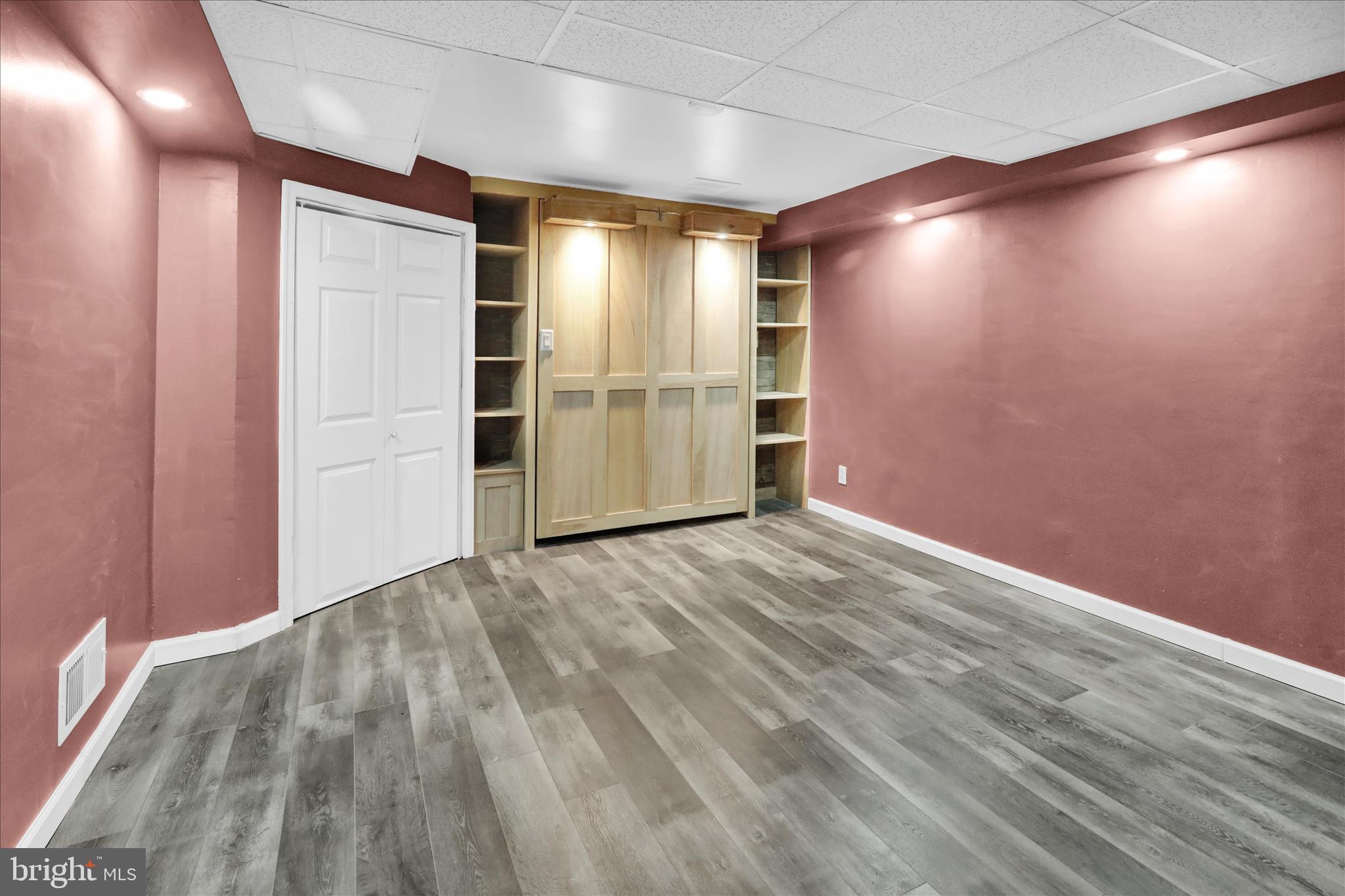 821 Bellefonte Avenue Reading, PA 19607 - Photo 23 of 37 a view of an empty room