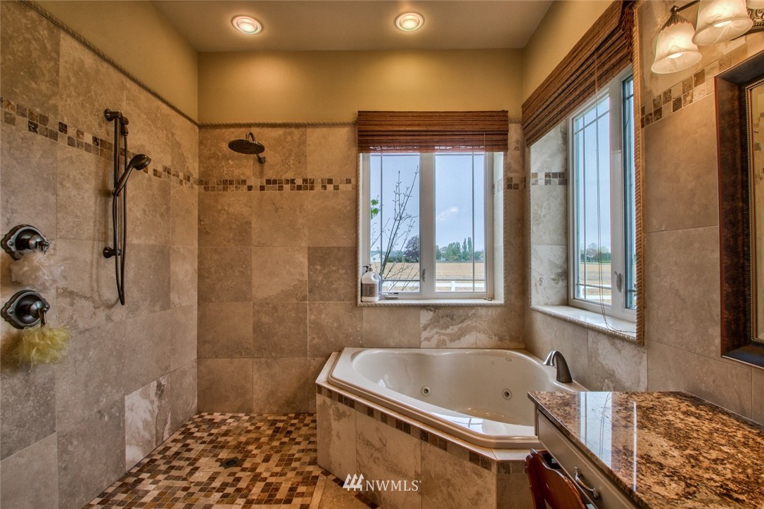 17160 Dike Road Mount Vernon, WA 98273 - Photo 16 of 25