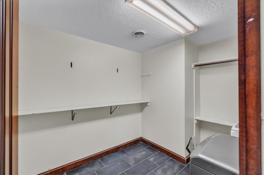 867 Jasons Way Forsyth, IL 62535 - Photo 33 of 43 Gallery Image 33