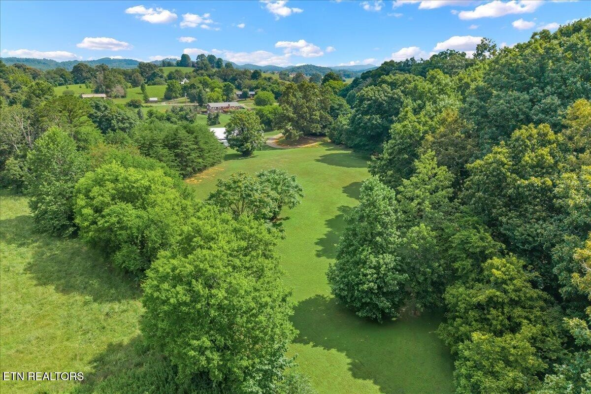 222225 Summit Road Madisonville, TN 37354 - Photo 38 of 46