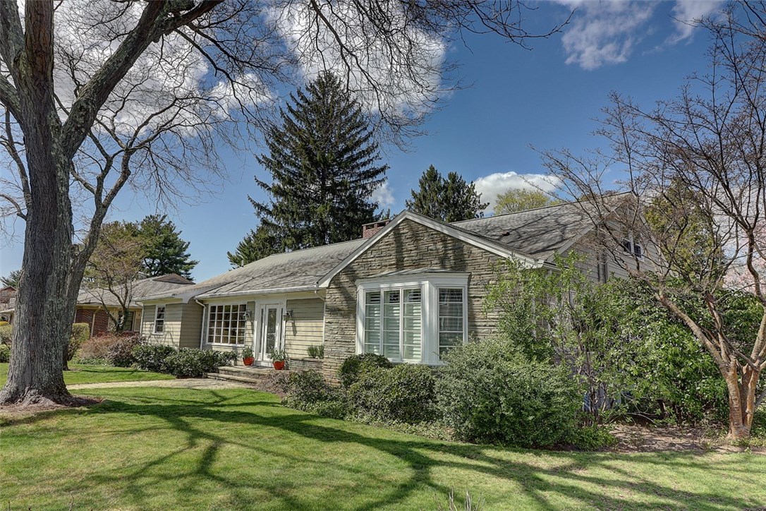 1 Harian Road Providence, RI 02906 - Photo 1 of 25