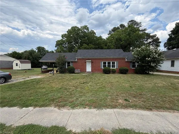 $198,000 | 992 Main Street, Yanceyville, NC 27379