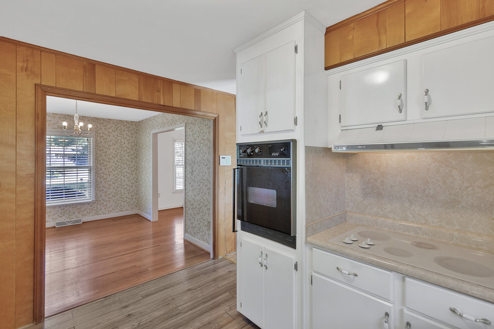 101 Lakeview Drive Seneca, SC 29672 - Photo 16 of 42