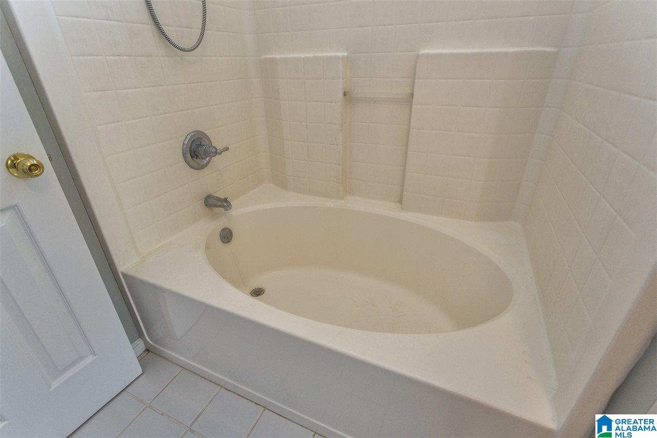 223 Meriweather Lane Calera, AL 35040 - Photo 21 of 38
