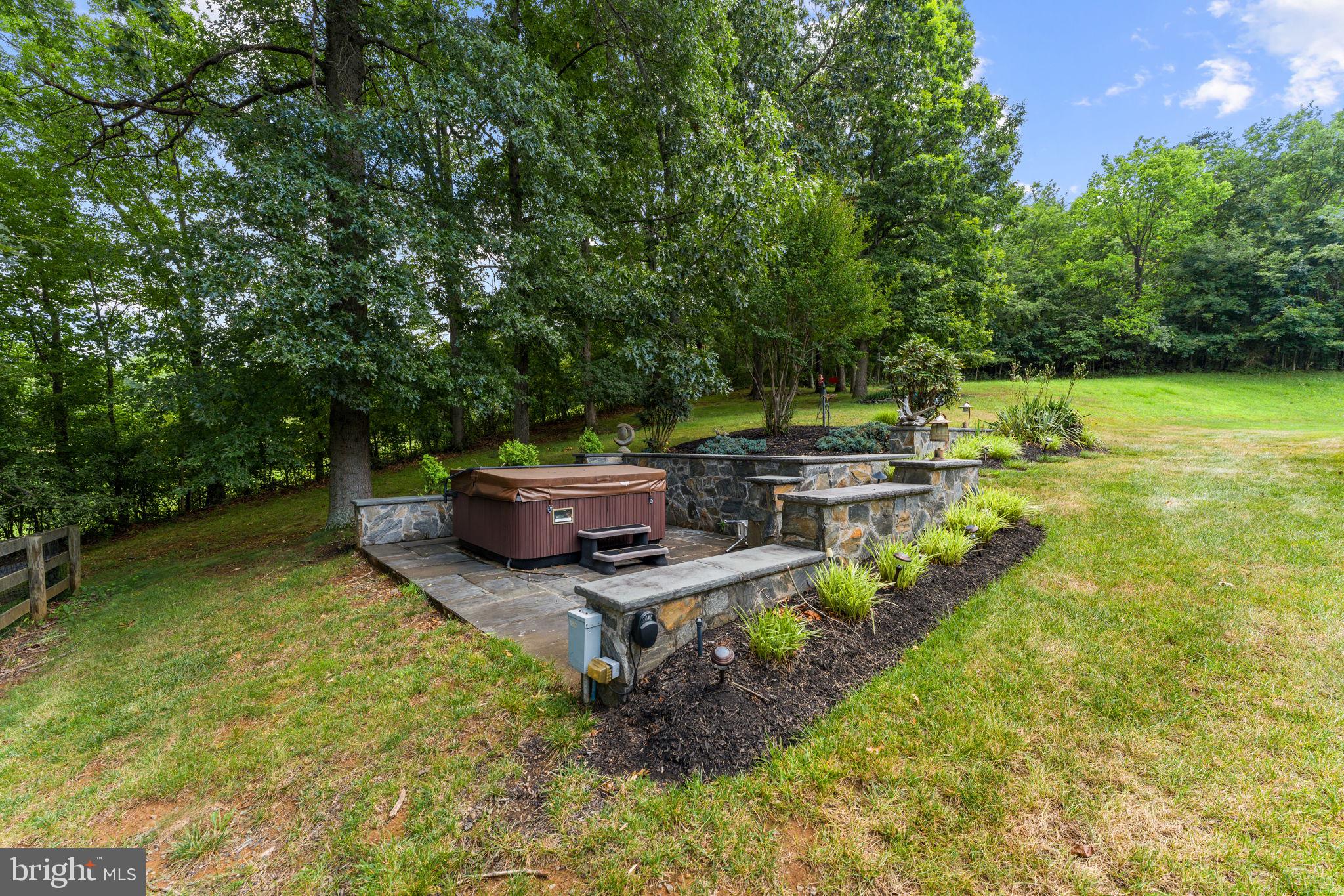 6301 Georgetown Road Broad Run, VA 20137 - Photo 10 of 101 For Relaxing Under the Stars