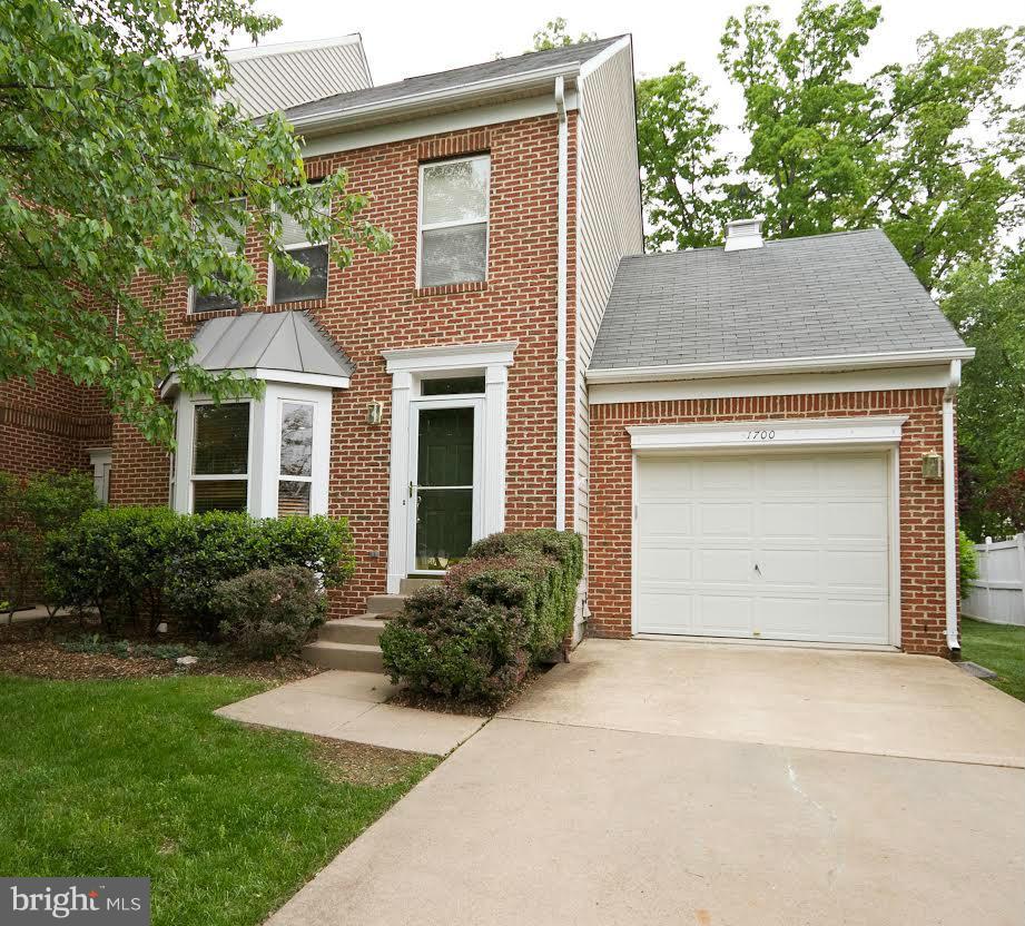 1700 Random Stone Court Reston, VA 20190 - Photo 1 of 30 Exterior (Front)