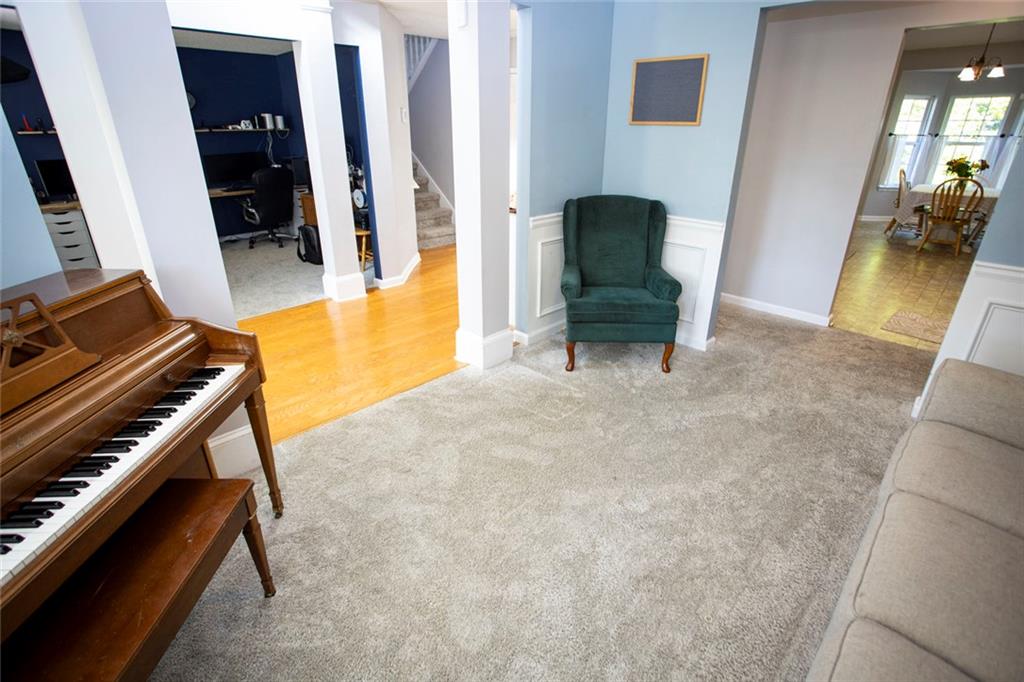 306 Old Gettysburg Way Dallas, GA 30157 - Photo 10 of 44 a view of an empty room with furniture and a mirror