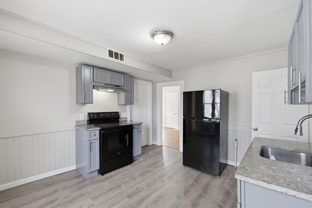 21-23 Continental Street Springfield, MA 01108 - Photo 6 of 33