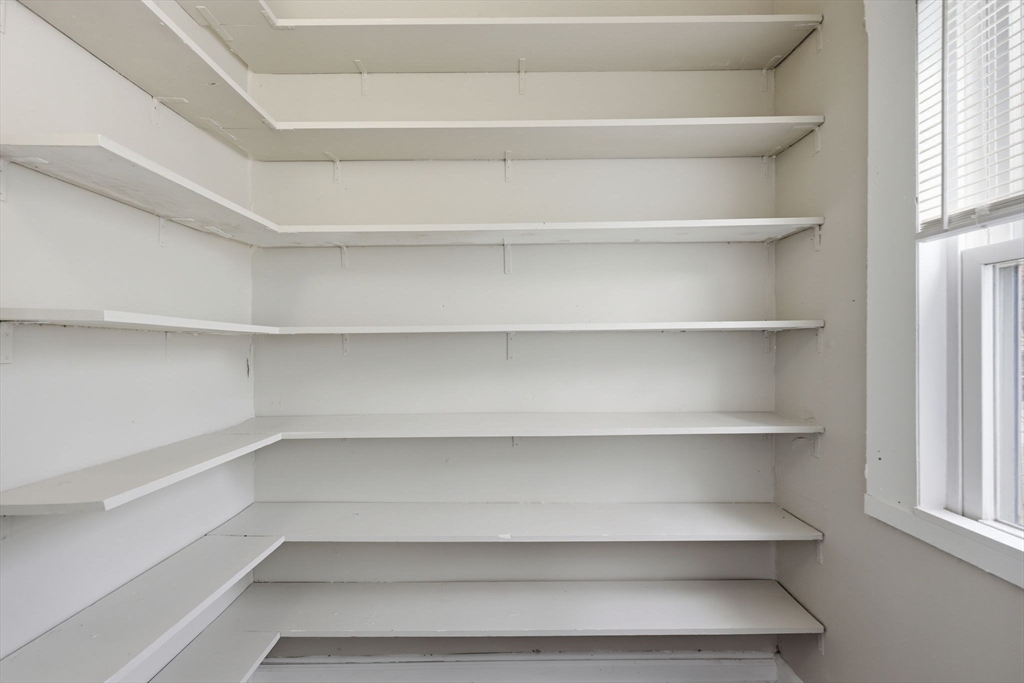 21-23 Continental Street Springfield, MA 01108 - Photo 9 of 33