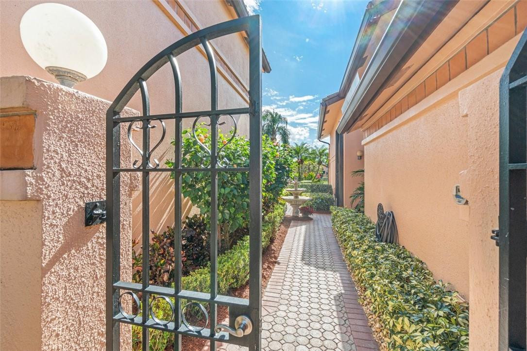 6491 Via Rosa Boca Raton, FL 33433 - Photo 5 of 44 Photo 5