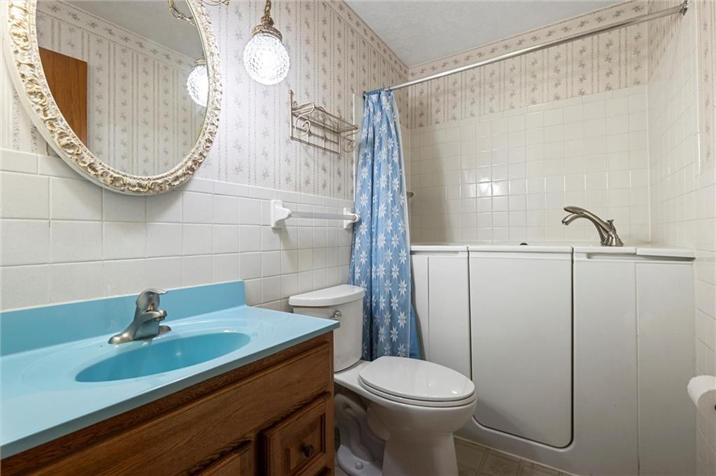 450 Ford City Road Freeport, PA 16229 - Photo 18 of 50