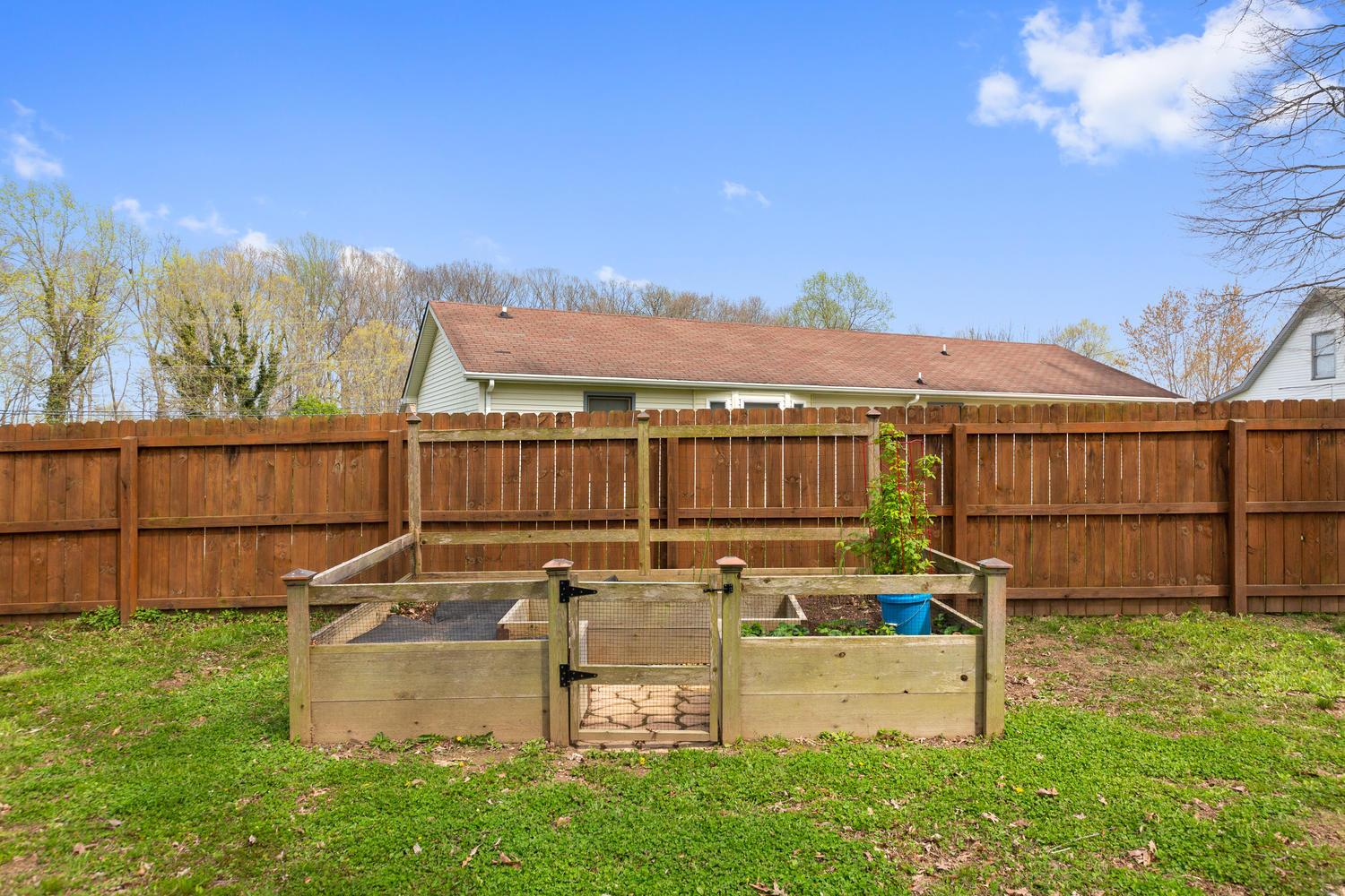 1716 Setter Road Clarksville, TN 37042 - Photo 25 of 30 Gallery Image 25