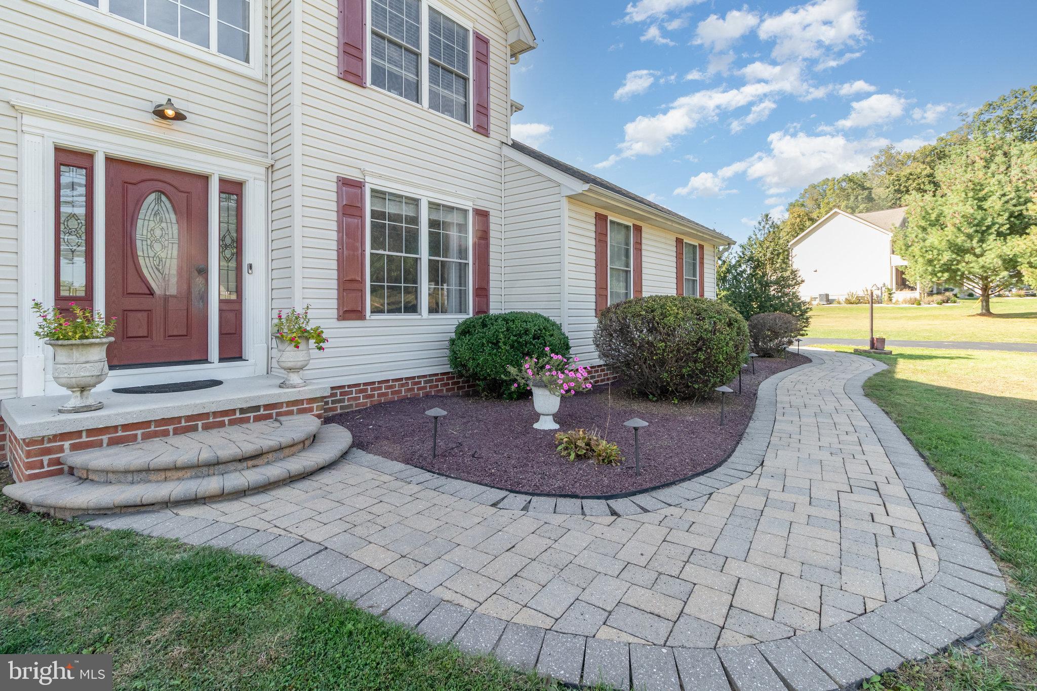 625 Bairs Road York, PA 17408 - Photo 3 of 45