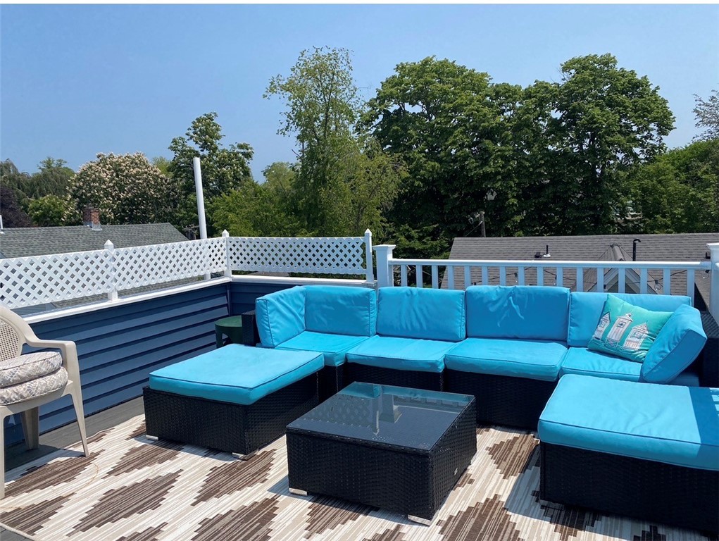 7 Bacheller Street Newport, RI 02840 - Photo 29 of 32