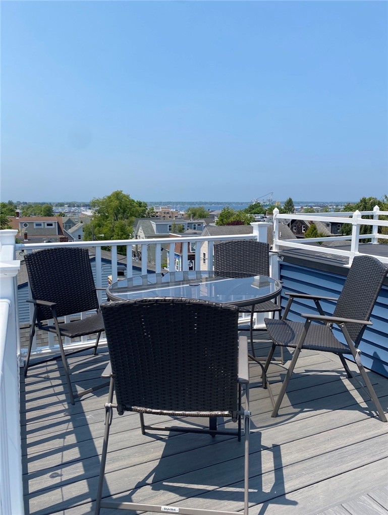 7 Bacheller Street Newport, RI 02840 - Photo 30 of 32