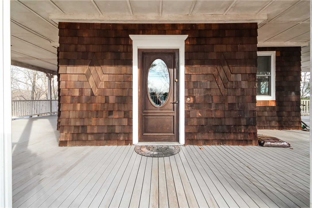22 Pound Road Westerly, RI 02891 - Photo 3 of 11
