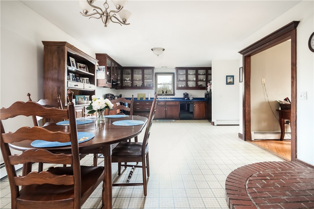 22 Pound Road Westerly, RI 02891 - Photo 7 of 11