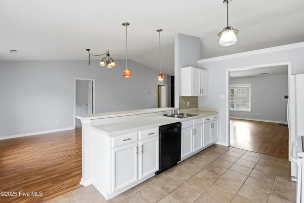 $344,500 | 118 Magnolia Lane, Hubert, NC 28539