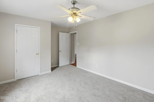 $344,500 | 118 Magnolia Lane, Hubert, NC 28539