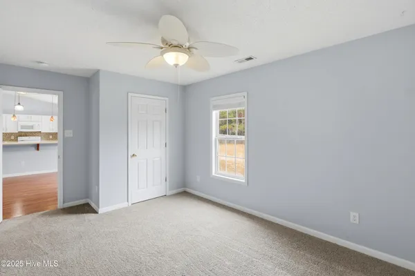 $344,500 | 118 Magnolia Lane, Hubert, NC 28539