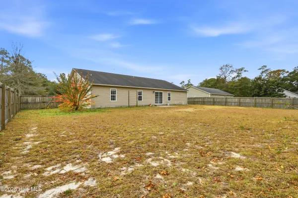 $344,500 | 118 Magnolia Lane, Hubert, NC 28539