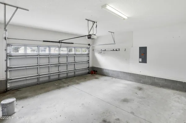 $344,500 | 118 Magnolia Lane, Hubert, NC 28539