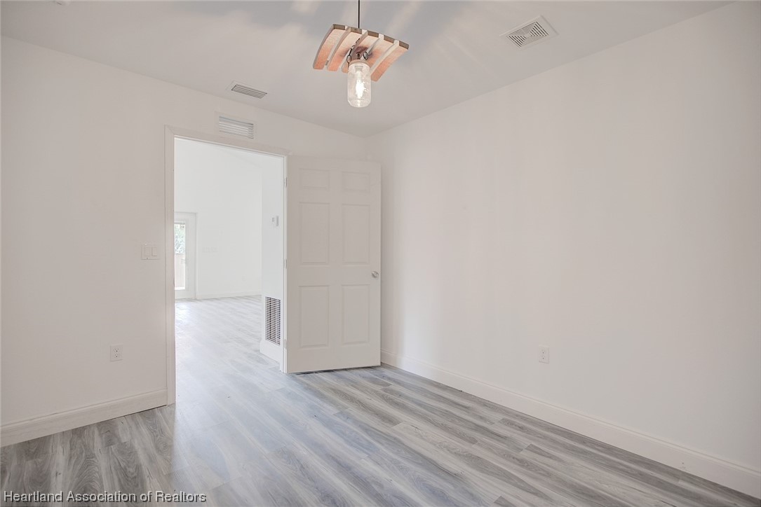 548 Doc Coil Road Bowling Green, FL 33834 - Photo 16 of 32 Gallery Image 16