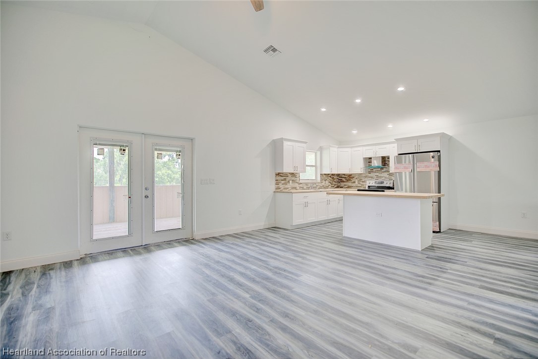 548 Doc Coil Road Bowling Green, FL 33834 - Photo 6 of 32 Gallery Image 6