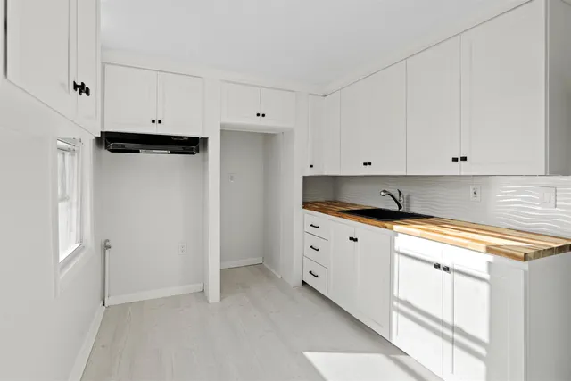 $2,300 | 173-175 Lembeck Avenue, Unit 2, Jersey City, NJ 07305