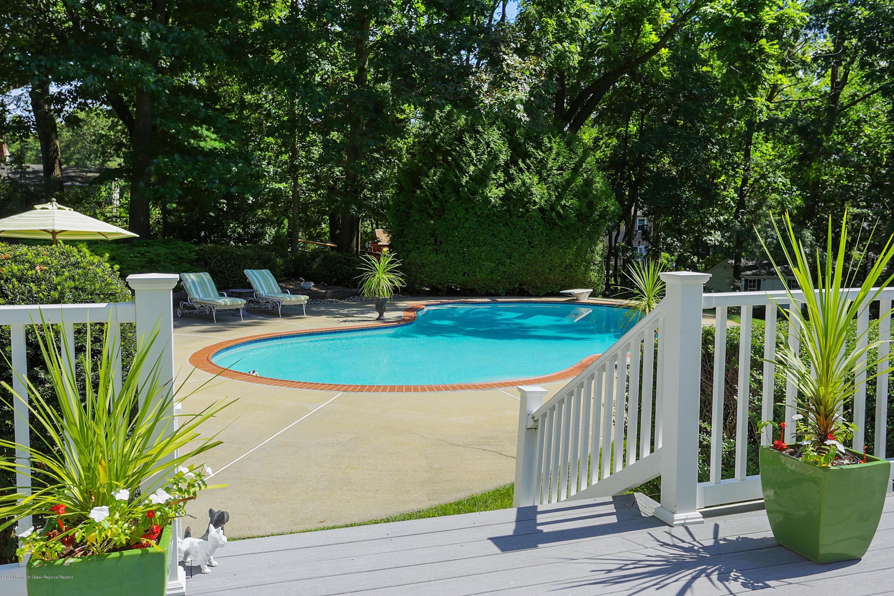 21 Laird Road Middletown, NJ 07748 - Photo 8 of 39 21 laird deck2