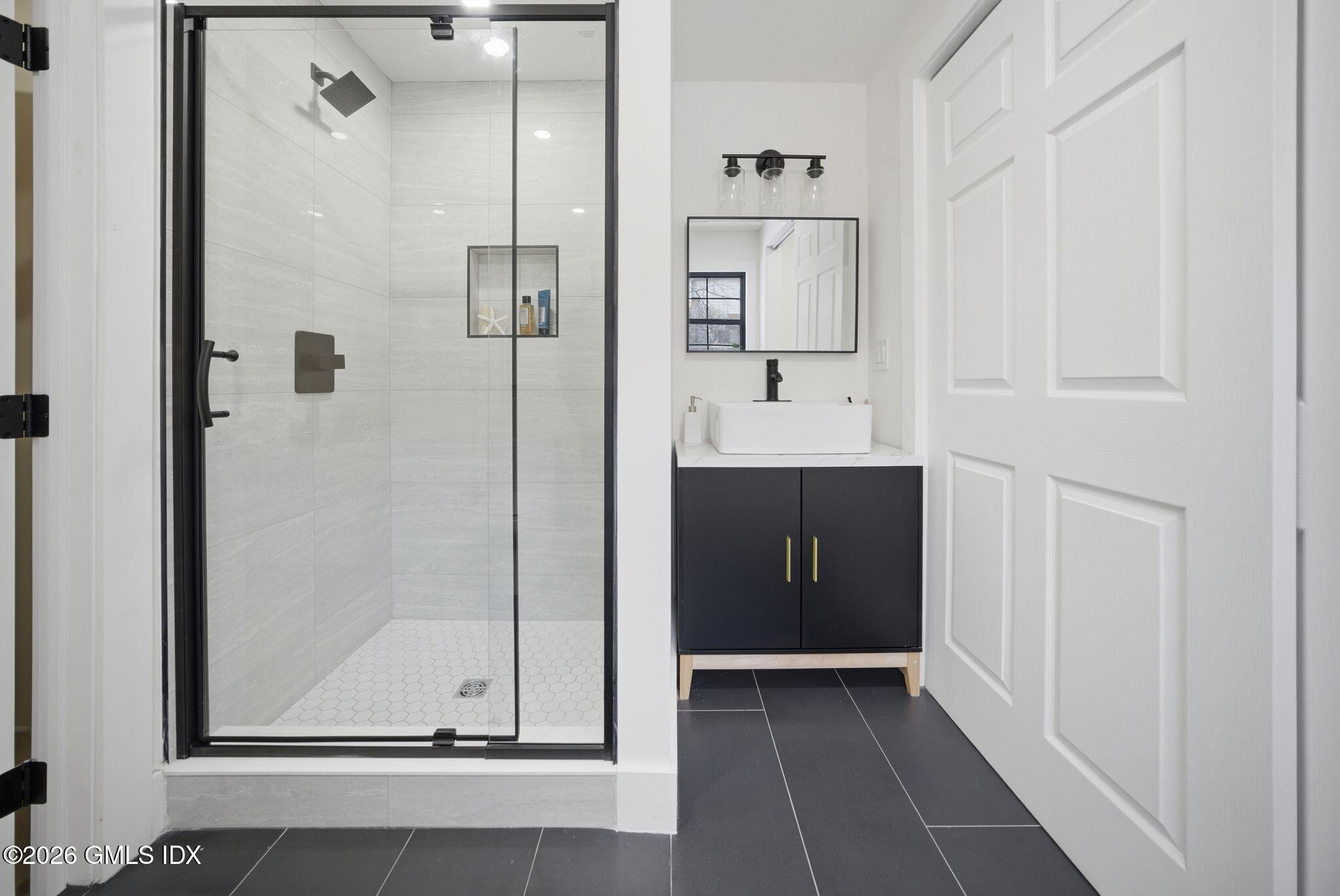 101 Parade Hill Road New Canaan, CT 06840 - Photo 26 of 40 a bathroom with a shower