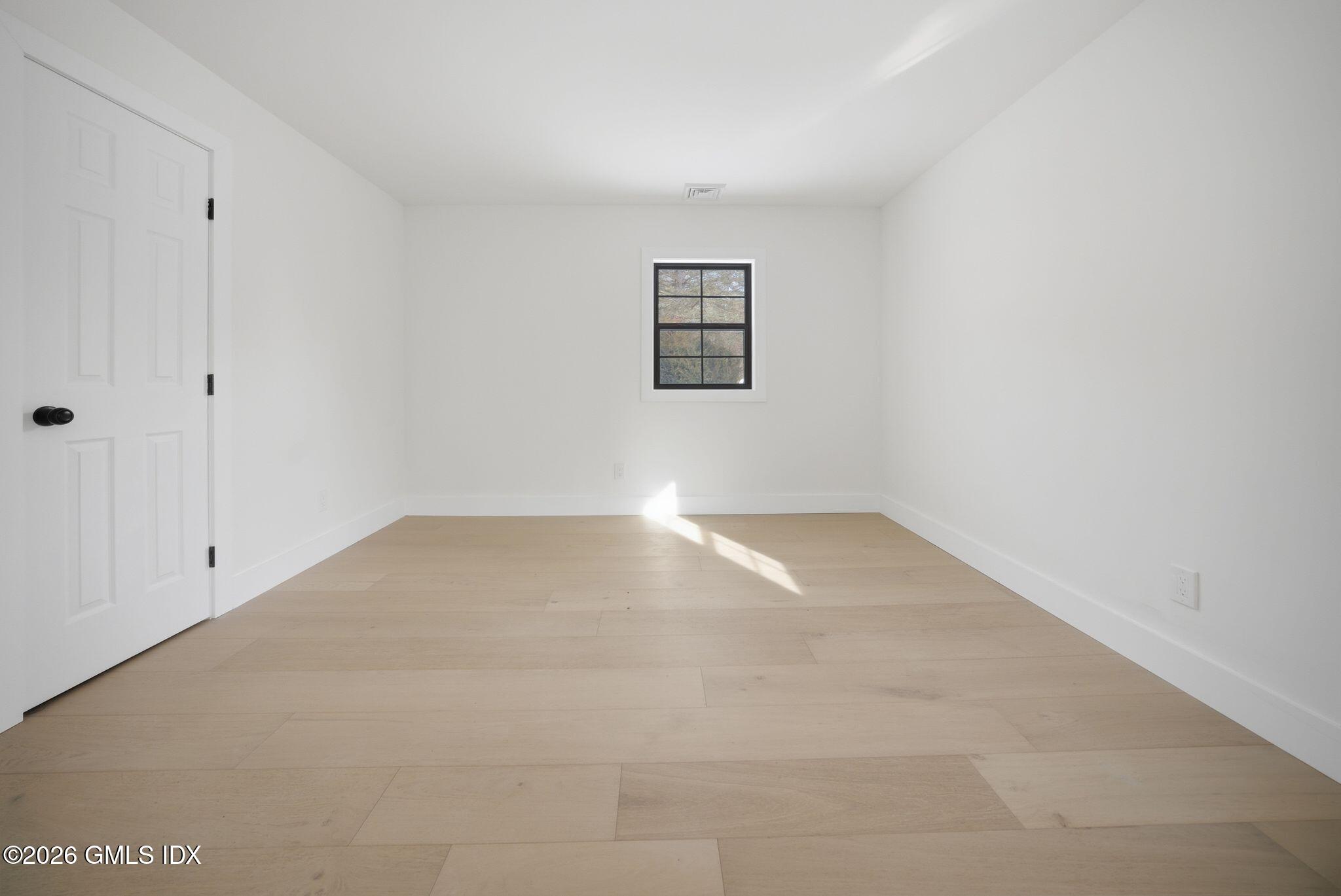 101 Parade Hill Road New Canaan, CT 06840 - Photo 29 of 40