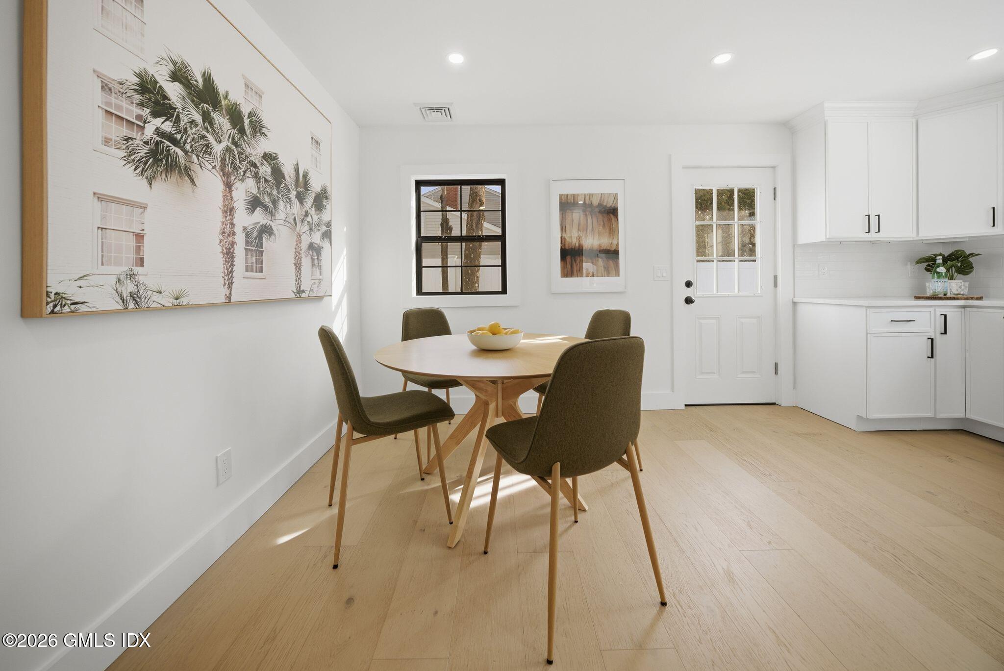 101 Parade Hill Road New Canaan, CT 06840 - Photo 9 of 40 a dining room with furniture and window
