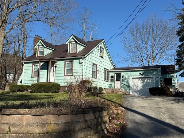 $349,900 | 3 Ferry Road, Haverhill, MA 01835