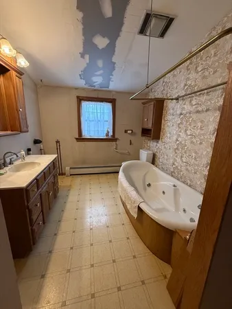$349,900 | 3 Ferry Road, Haverhill, MA 01835