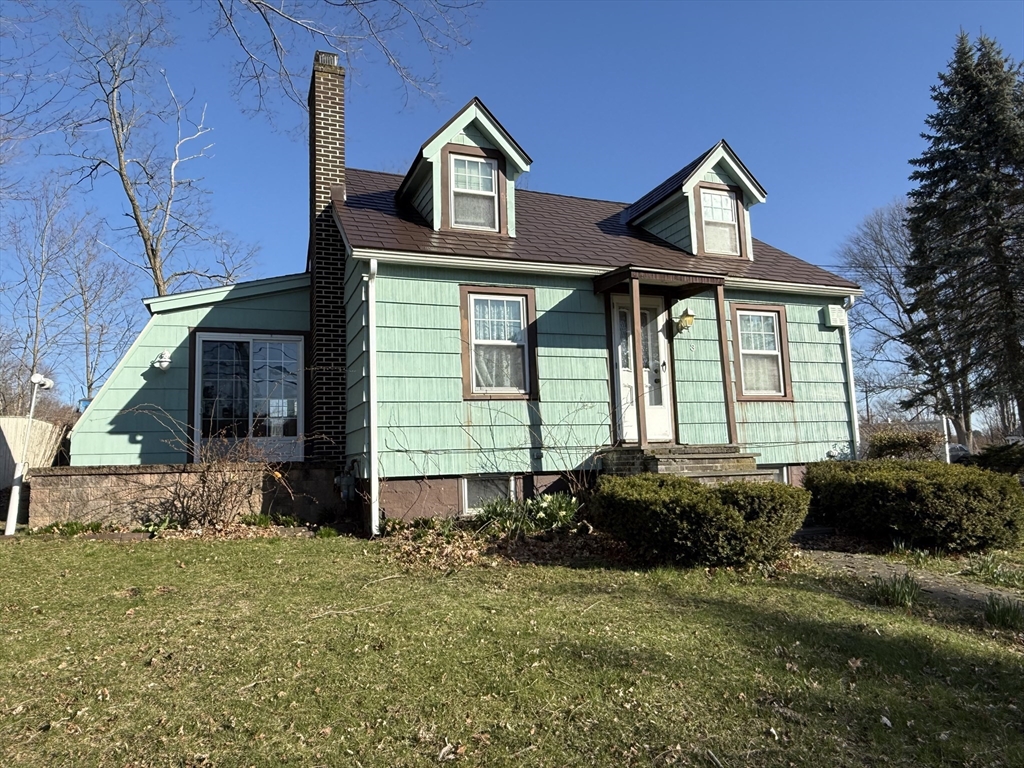 3 Ferry Road Haverhill, MA 01835 - Photo 2 of 30 a front view of a house with a yard