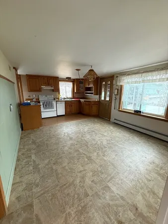 $349,900 | 3 Ferry Road, Haverhill, MA 01835