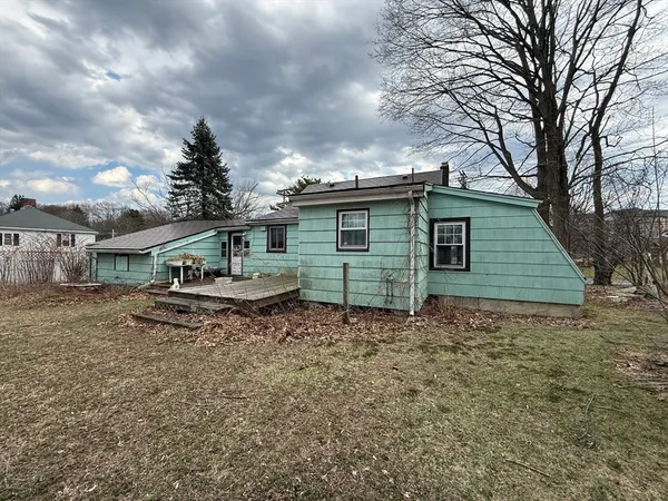 $349,900 | 3 Ferry Road, Haverhill, MA 01835