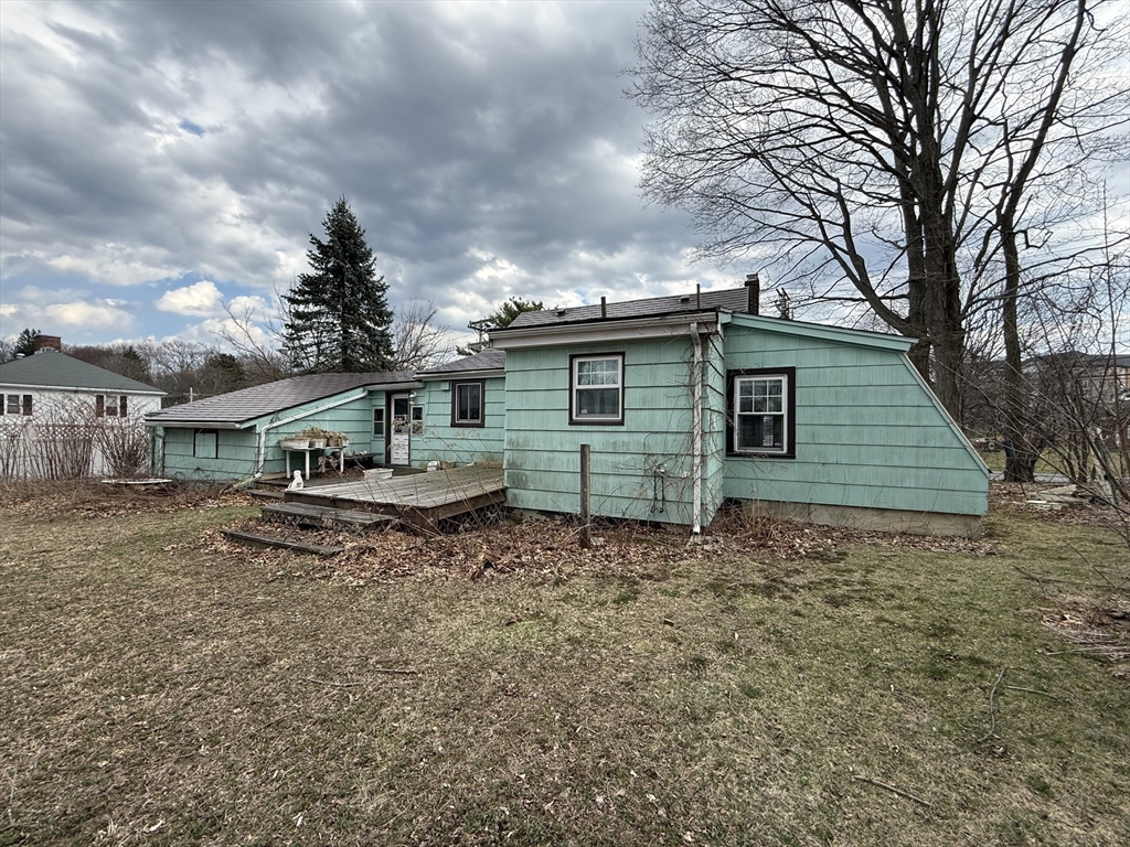 3 Ferry Road Haverhill, MA 01835 - Photo 8 of 30 a view of a house with a yard