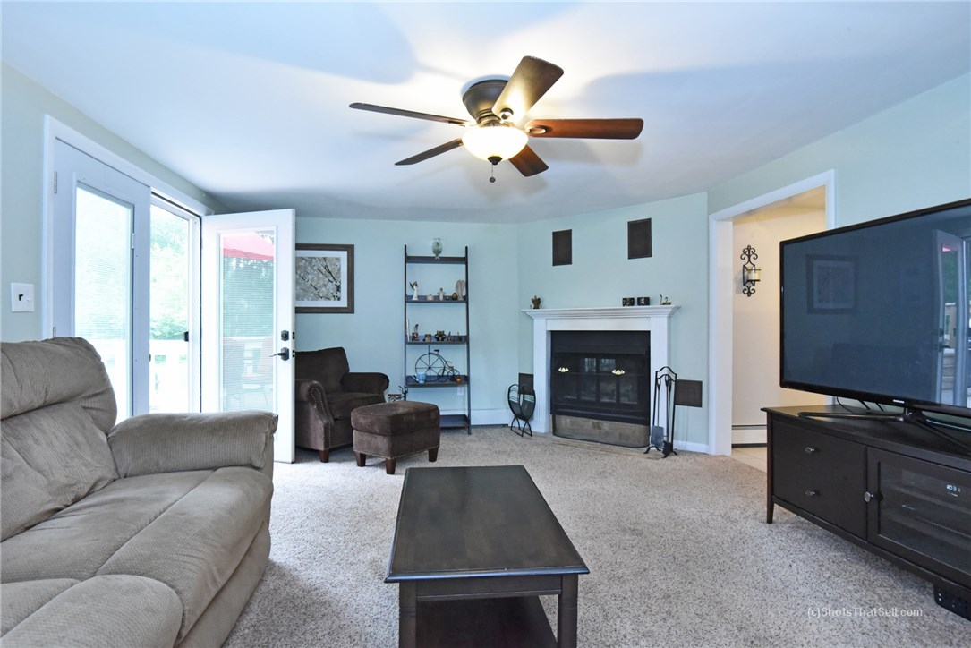 25 Edgewood Road Glocester, RI 02814 - Photo 11 of 33