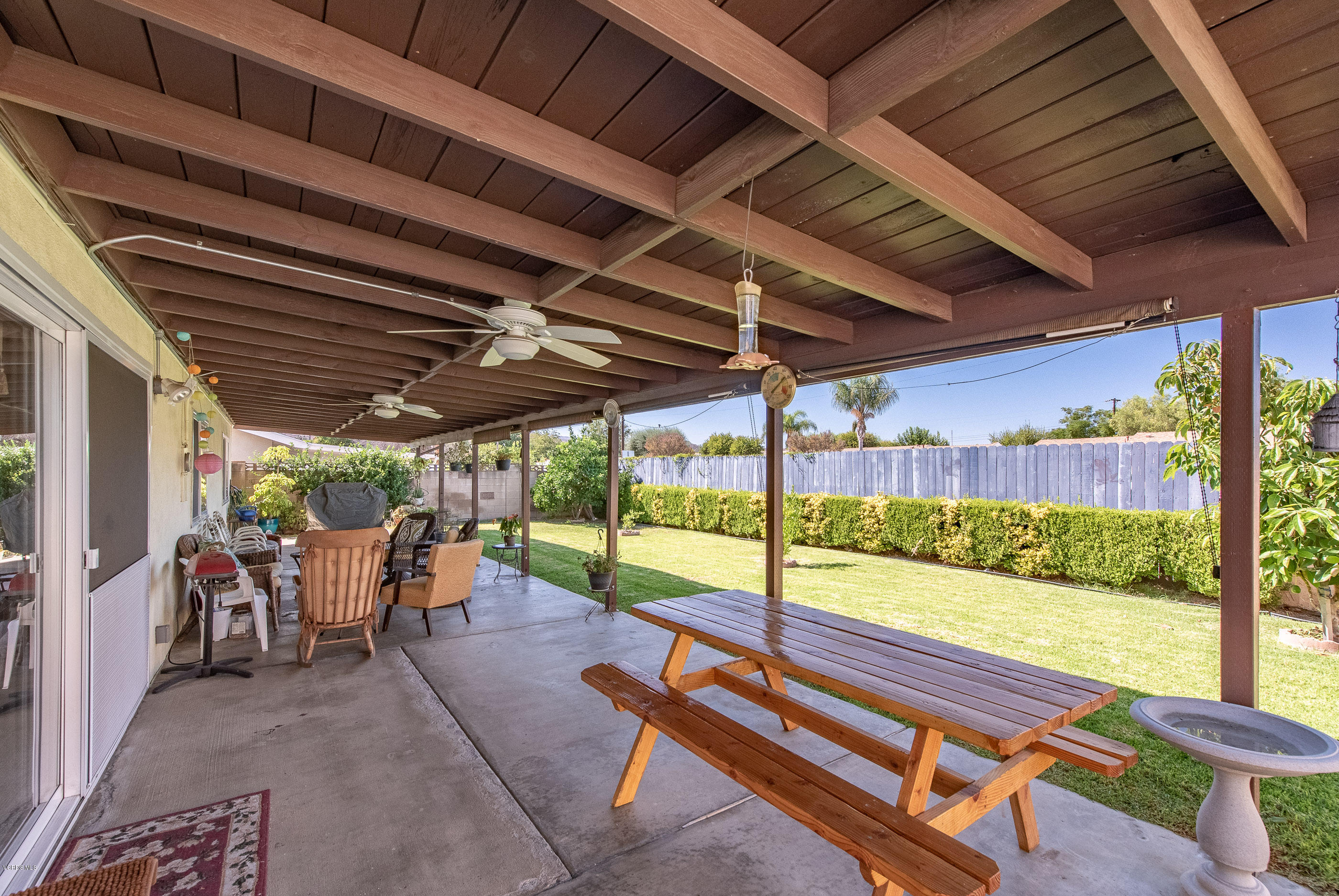 1189 Roldan Avenue Simi Valley, CA 93065 - Photo 22 of 23 1189 Roldan Ave Simi Valley-23