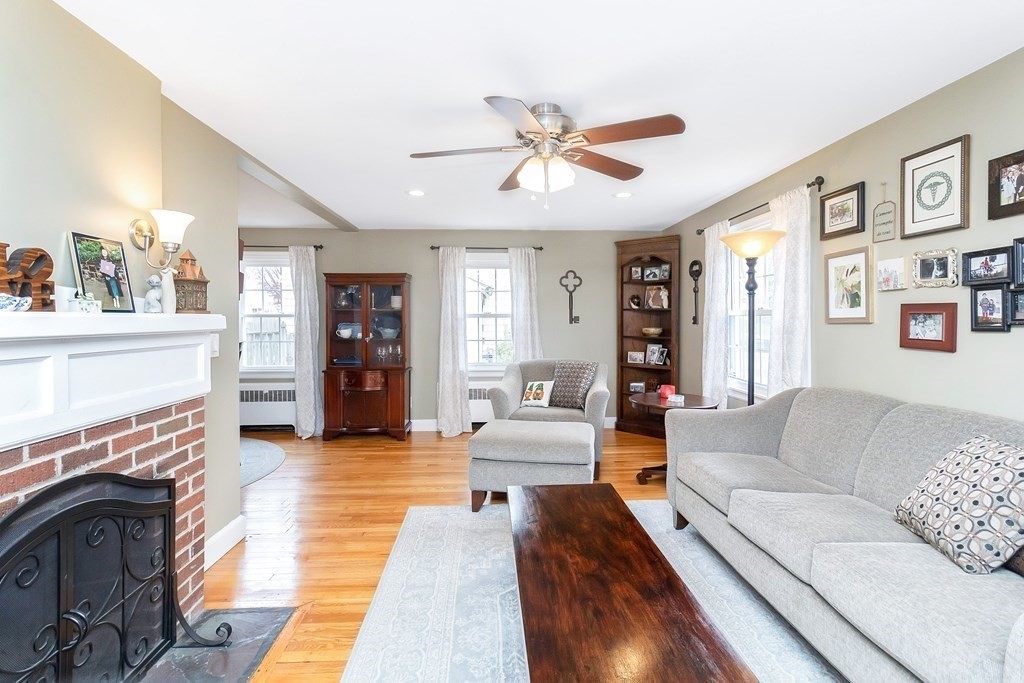 64 Audubon Street Springfield, MA 01108 - Photo 4 of 42 Gallery Image 4
