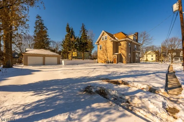 $3,890 | 951 West 7th Street, Plainfield, NJ 07063