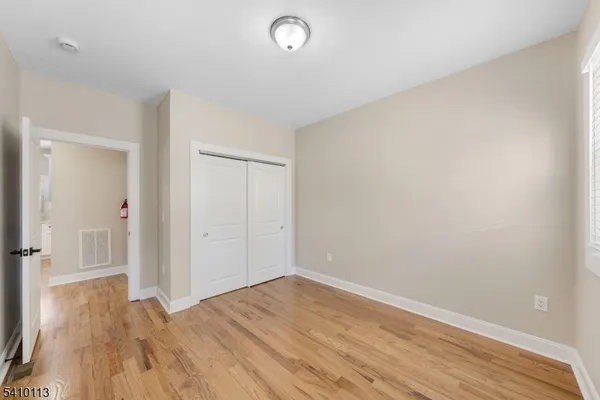 $2,990 | 951 West 7th Street, Plainfield, NJ 07063